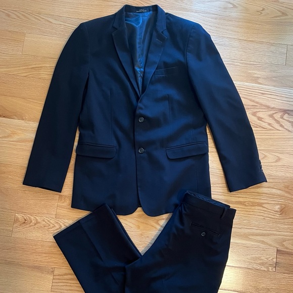 Calvin Klein Other - Boy’s Calvin Klein Suit